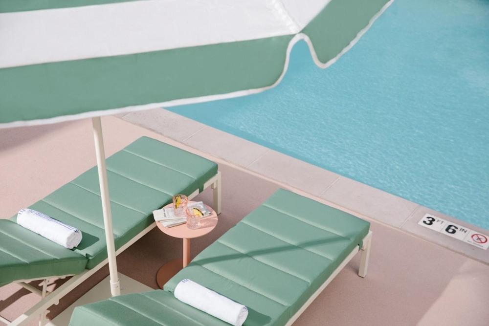 Park Mgm Las Vegas By Suiteness Екстериор снимка