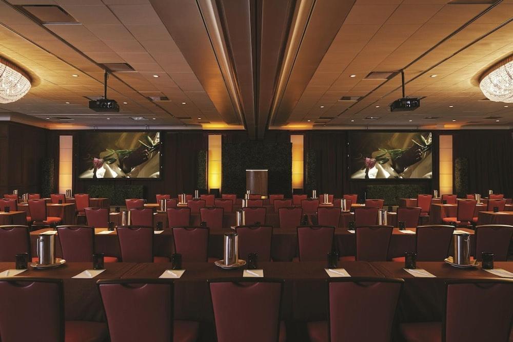 Park Mgm Las Vegas By Suiteness Екстериор снимка